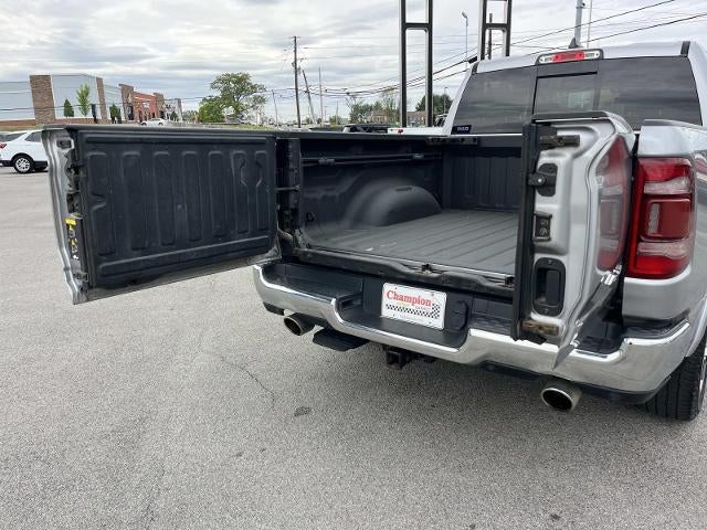 2022 RAM 1500 Limited Crew Cab 4x4 5'7" Box
