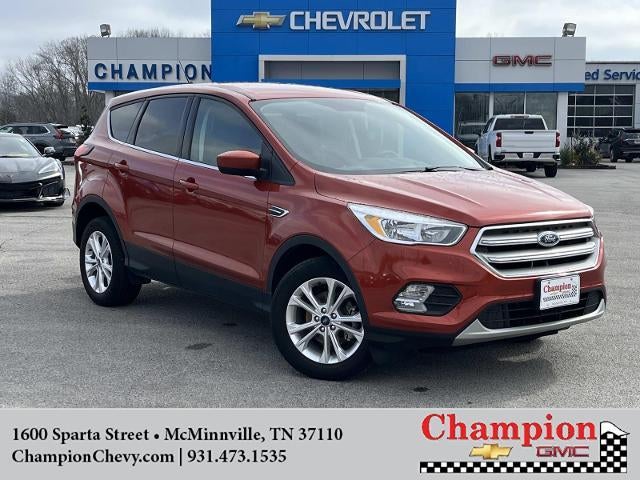 Used 2019 Ford Escape SE with VIN 1FMCU0GD2KUB46823 for sale in McMinnville, TN