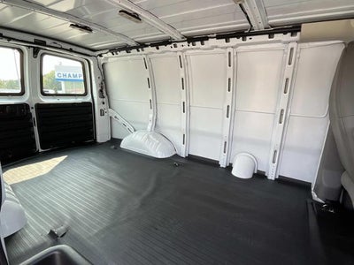 2025 Chevrolet Express Cargo 2500 WT