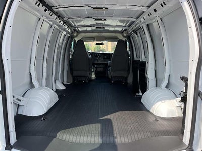 2025 Chevrolet Express Cargo 2500 WT