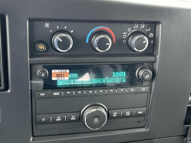 2025 Chevrolet Express Cargo 2500 WT