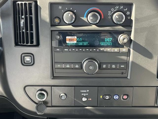 2025 Chevrolet Express Cargo 3500 WT