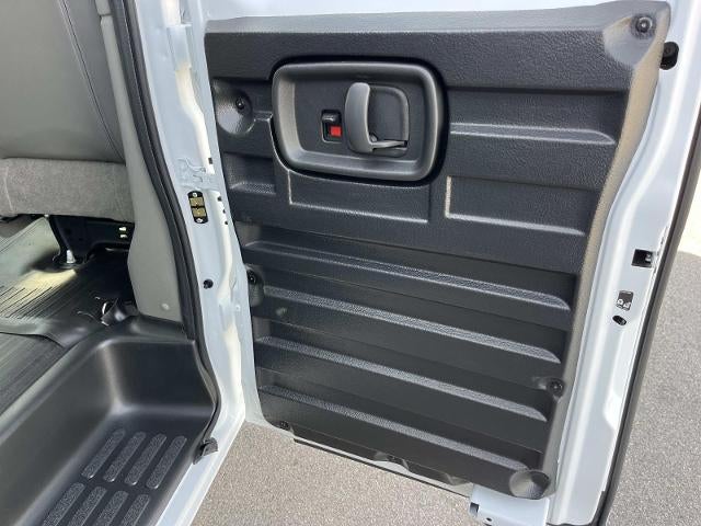 2025 Chevrolet Express Cargo 3500 WT