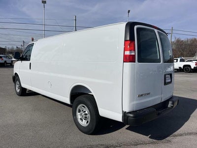 2025 Chevrolet Express Cargo 3500 WT