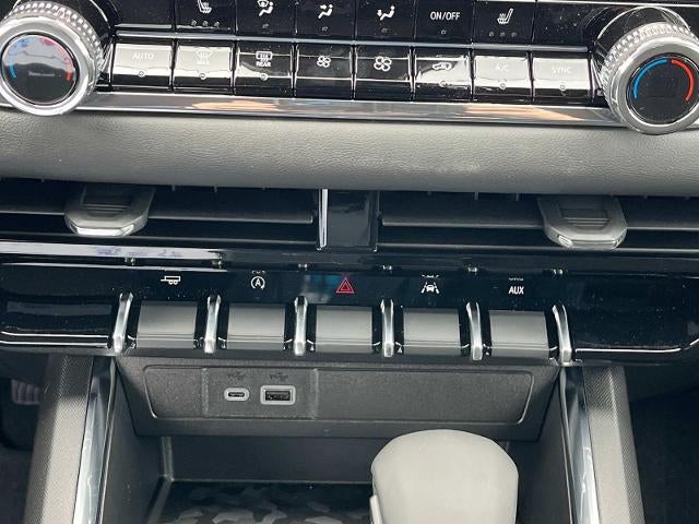 2025 GMC Canyon Elevation