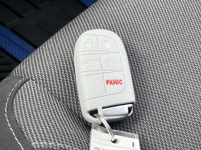 2022 Dodge Charger SXT RWD