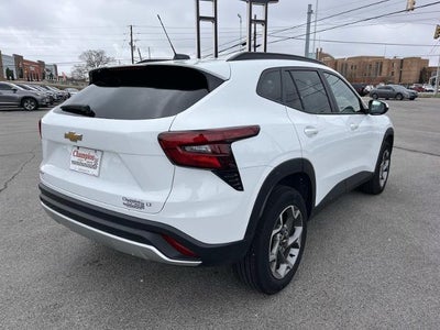 2025 Chevrolet Trax LT