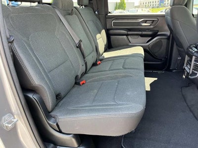2020 RAM 1500 Big Horn Crew Cab 4x4 5'7" Box