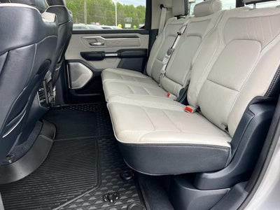 2022 RAM 1500 Limited Crew Cab 4x4 5'7" Box