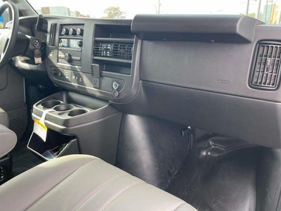 2025 Chevrolet Express Cargo WT