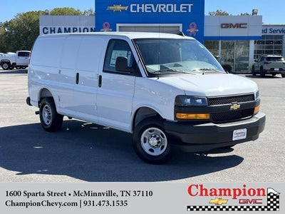 2025 Chevrolet Express Cargo WT