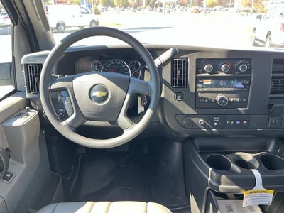 2025 Chevrolet Express Cargo WT