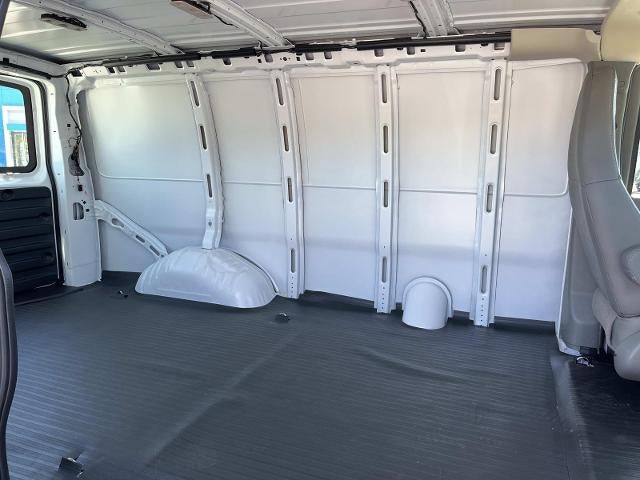 2025 Chevrolet Express Cargo Work Van - Photo 20