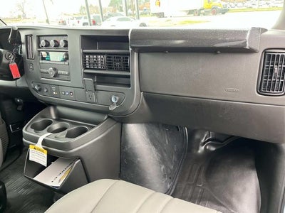 2025 Chevrolet Express Cargo WT