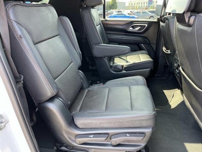 2023 Chevrolet Suburban High Country