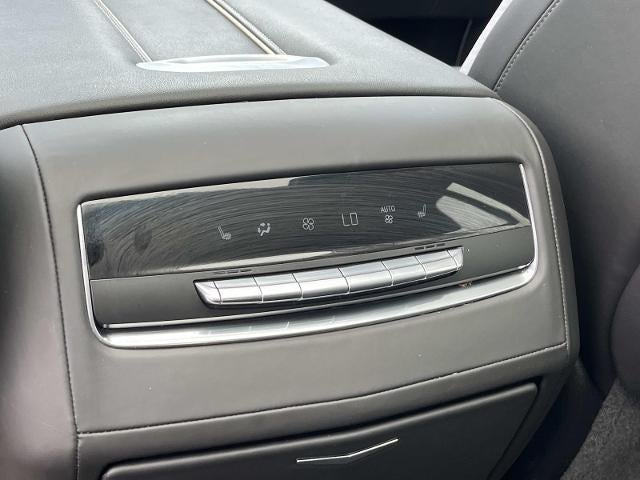 2023 Cadillac Escalade 4WD Sport Platinum