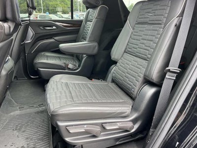 2023 Cadillac Escalade 4WD Sport Platinum
