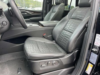 2023 Cadillac Escalade 4WD Sport Platinum