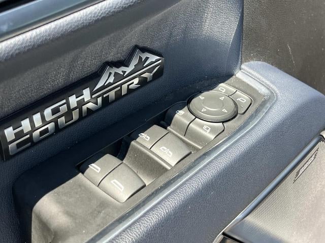 2022 Chevrolet Silverado 1500 High Country